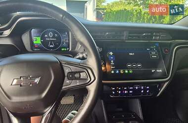 Хэтчбек Chevrolet Bolt EV 2023 в 