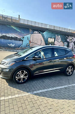 Хэтчбек Chevrolet Bolt EV 2020 в 