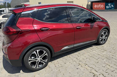 Хэтчбек Chevrolet Bolt EV 2020 в 