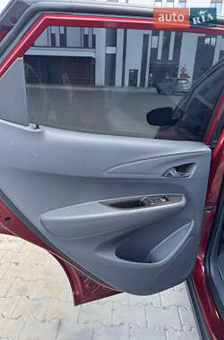 Хэтчбек Chevrolet Bolt EV 2020 в 