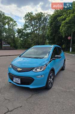 Хэтчбек Chevrolet Bolt EV 2020 в 