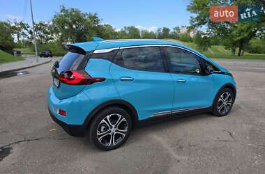 Хэтчбек Chevrolet Bolt EV 2020 в 