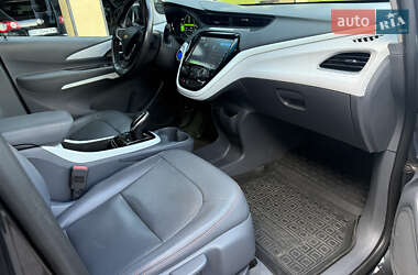 Хетчбек Chevrolet Bolt EV 2021 в 