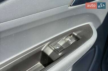 Хэтчбек Chevrolet Bolt EV 2017 в 