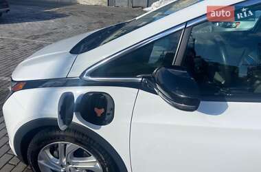 Хэтчбек Chevrolet Bolt EV 2022 в 