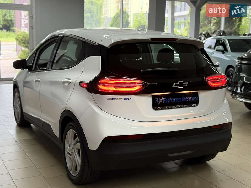 Хэтчбек Chevrolet Bolt EV 2023 в Львове