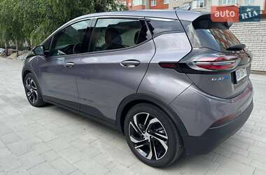 Хэтчбек Chevrolet Bolt EV 2023 в 