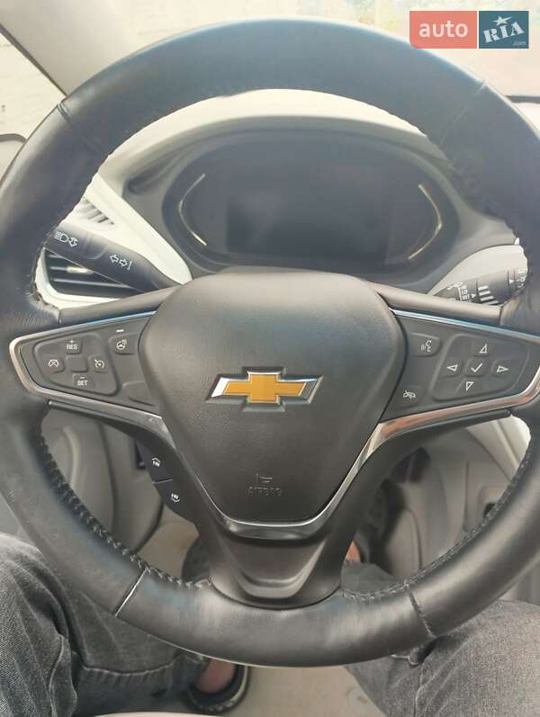 Хэтчбек Chevrolet Bolt EV 2017 в Киеве