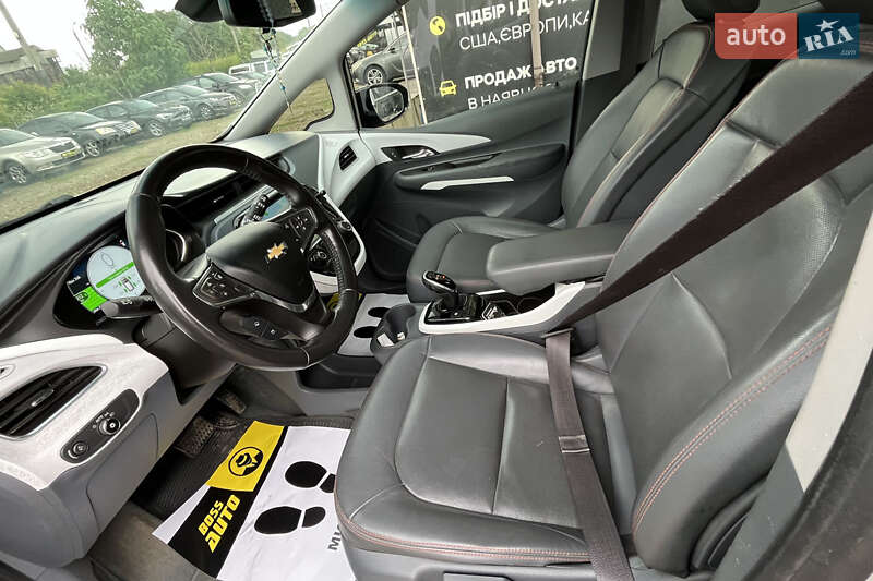 Хэтчбек Chevrolet Bolt EV 2017 в Стрые