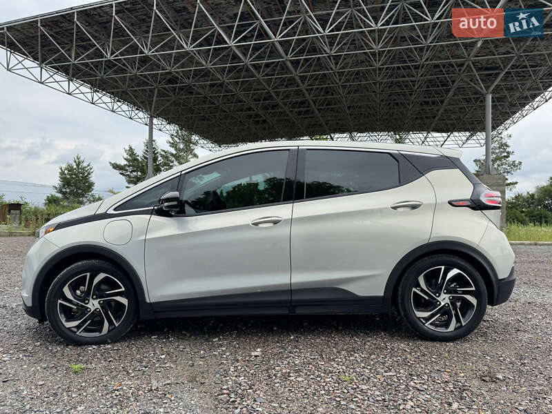 Хэтчбек Chevrolet Bolt EV 2023 в Львове