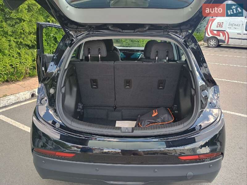Хетчбек Chevrolet Bolt EV 2022 в Києві