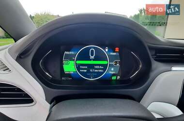 Хетчбек Chevrolet Bolt EV 2019 в 