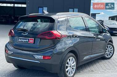 Хэтчбек Chevrolet Bolt EV 2020 в 