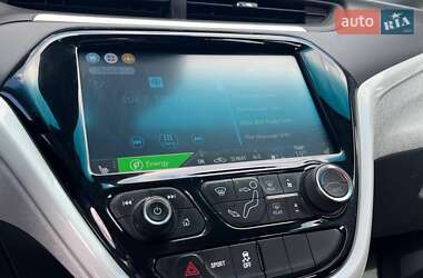 Хэтчбек Chevrolet Bolt EV 2020 в 