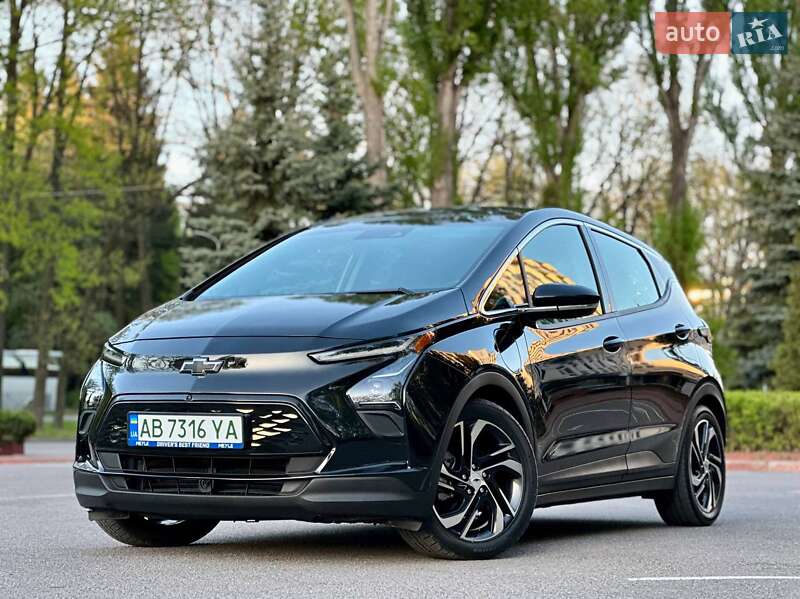 Хэтчбек Chevrolet Bolt EV 2023 в 