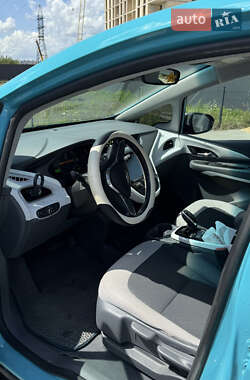 Хэтчбек Chevrolet Bolt EV 2020 в 