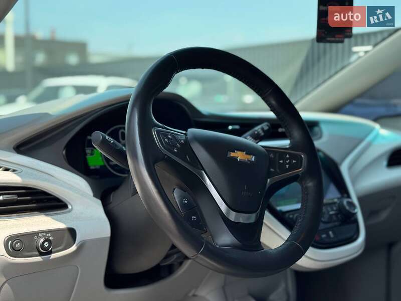 Хетчбек Chevrolet Bolt EV 2016 в Львові