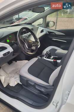Хэтчбек Chevrolet Bolt EV 2019 в 