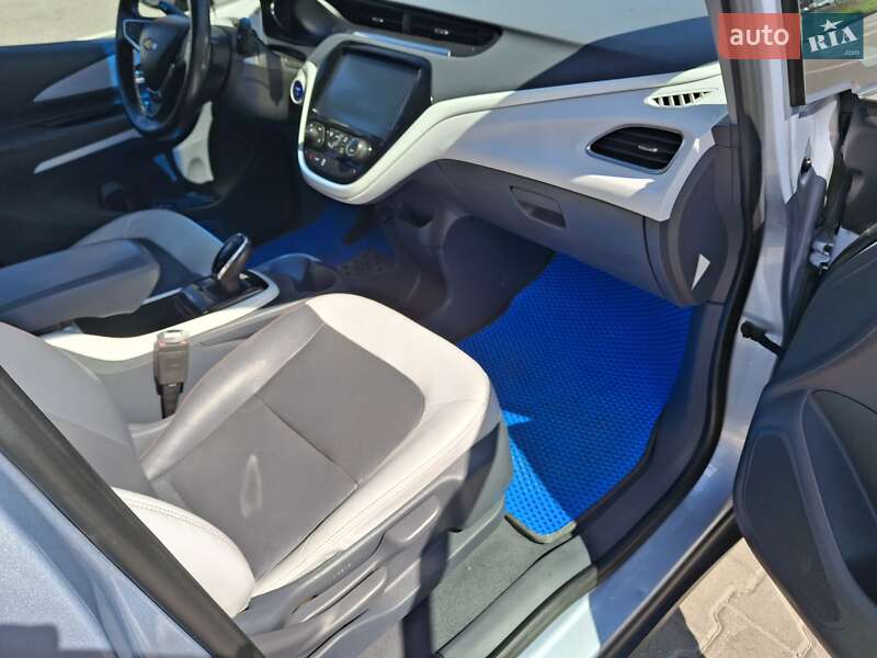 Хэтчбек Chevrolet Bolt EV 2016 в Житомире