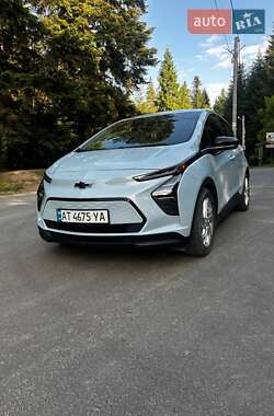 Хэтчбек Chevrolet Bolt EV 2022 в 