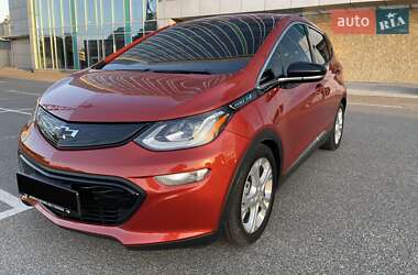 Хэтчбек Chevrolet Bolt EV 2021 в 