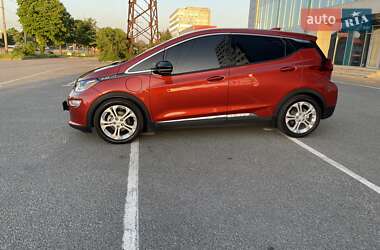 Хэтчбек Chevrolet Bolt EV 2021 в 