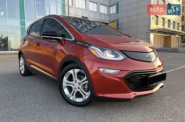 Хэтчбек Chevrolet Bolt EV 2021 в 