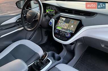 Хэтчбек Chevrolet Bolt EV 2021 в 