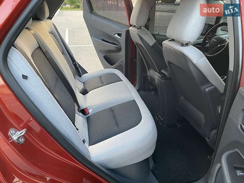 Хэтчбек Chevrolet Bolt EV 2021 в Днепре