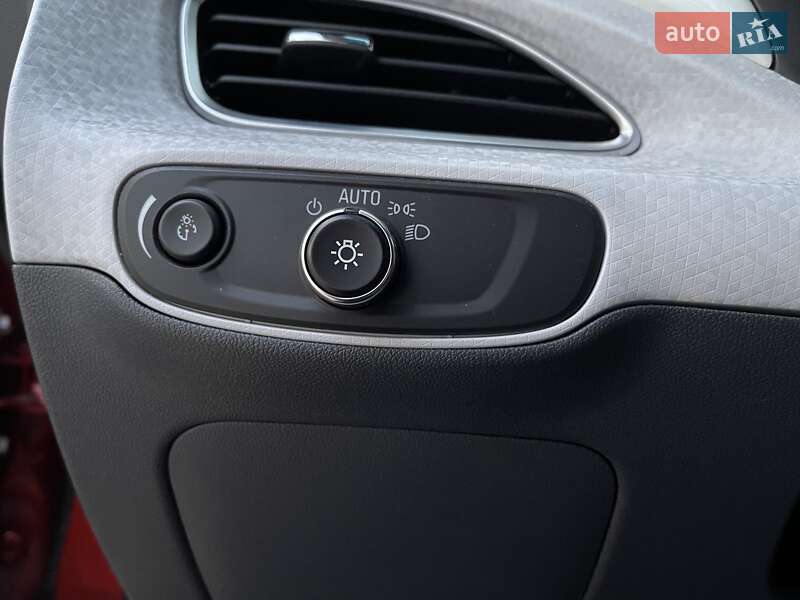 Хэтчбек Chevrolet Bolt EV 2021 в Днепре