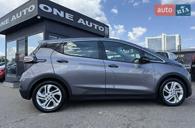 Хэтчбек Chevrolet Bolt EV 2022 в 