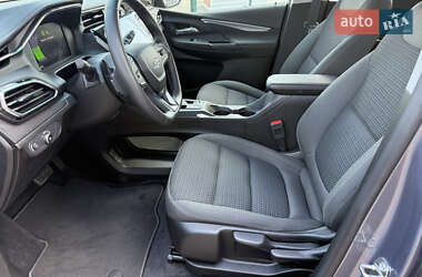 Хэтчбек Chevrolet Bolt EV 2022 в 