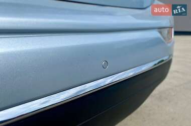 Хэтчбек Chevrolet Bolt EV 2017 в 