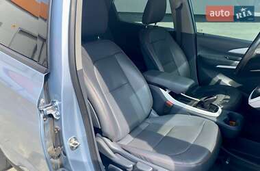 Хэтчбек Chevrolet Bolt EV 2017 в 
