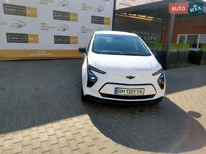 Хэтчбек Chevrolet Bolt EV 2022 в 