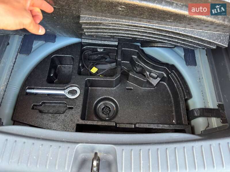 Хэтчбек Chevrolet Bolt EV 2018 в Нежине фото 28 Хэтчбек Chevrolet Bolt EV 2018 в Нежине