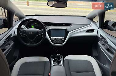 Хэтчбек Chevrolet Bolt EV 2019 в 