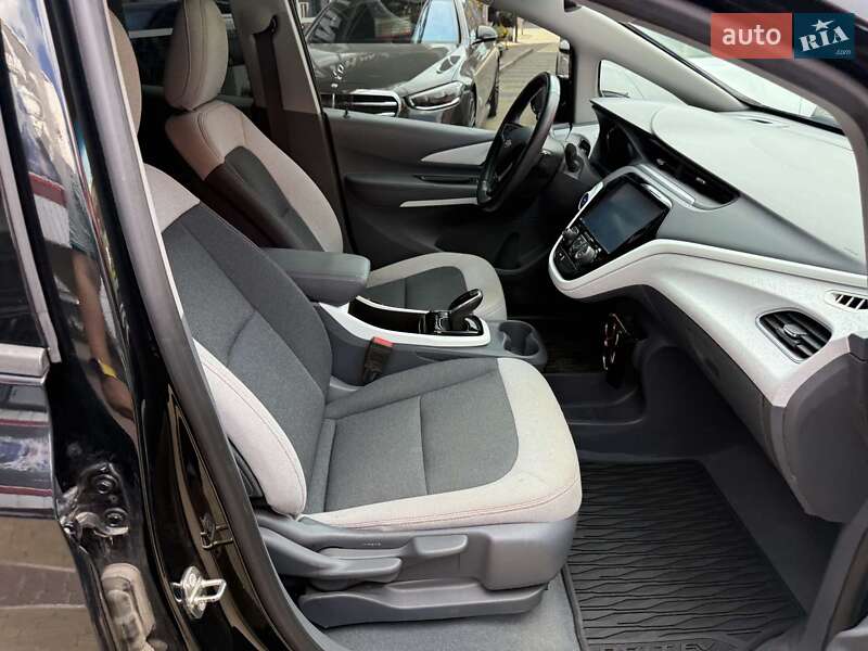 Хэтчбек Chevrolet Bolt EV 2019 в Львове