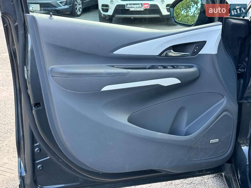 Хэтчбек Chevrolet Bolt EV 2017 в Виннице