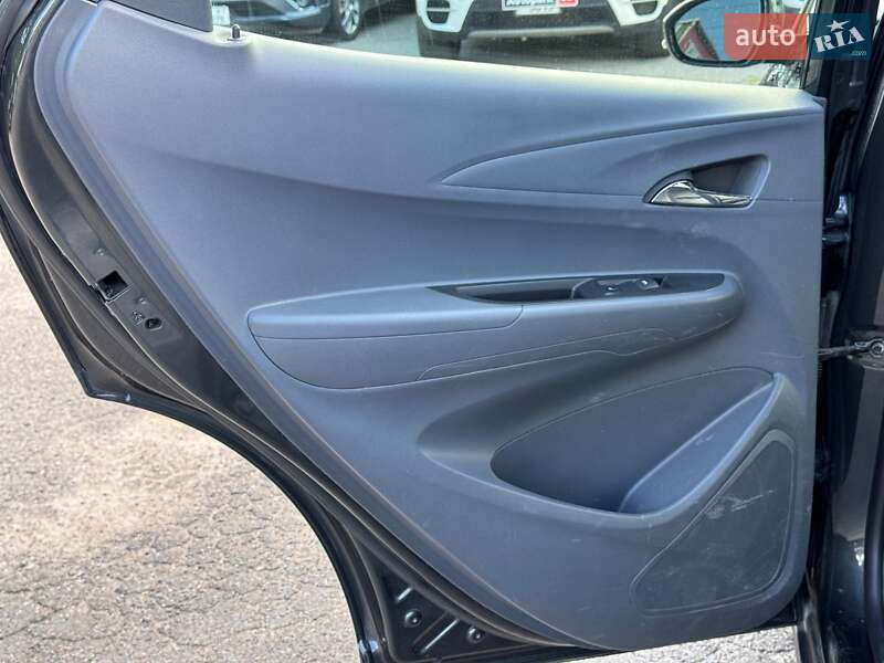 Хэтчбек Chevrolet Bolt EV 2017 в Виннице
