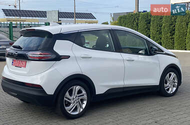 Хэтчбек Chevrolet Bolt EV 2022 в 