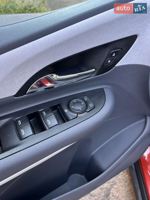 Хетчбек Chevrolet Bolt EV 2020 в Рівному