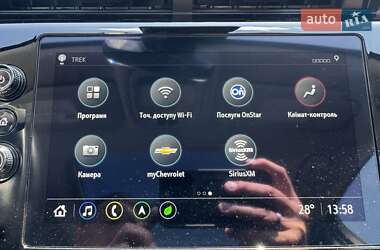Хэтчбек Chevrolet Bolt EV 2022 в 