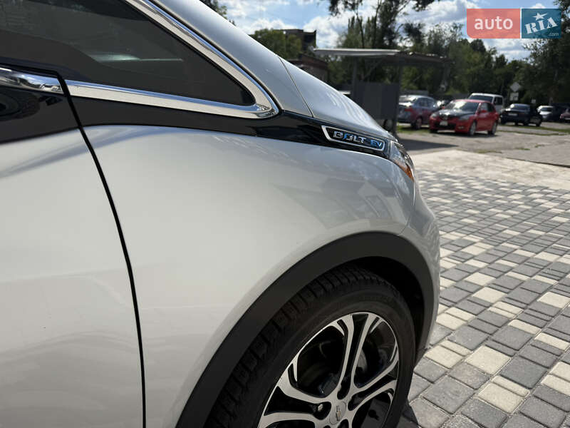 Хетчбек Chevrolet Bolt EV 2017 в Запоріжжі