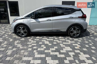 Хэтчбек Chevrolet Bolt EV 2017 в 