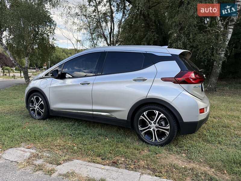 Хетчбек Chevrolet Bolt EV 2017 в Запоріжжі