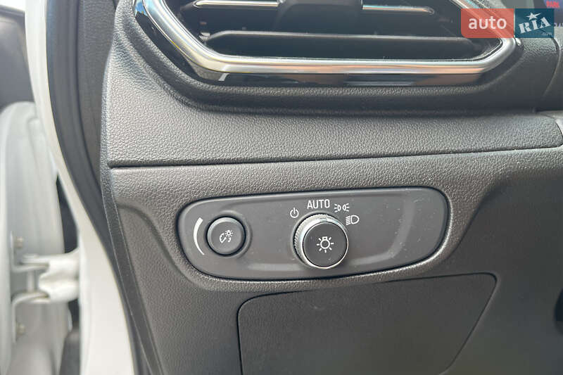 Хэтчбек Chevrolet Bolt EV 2022 в Мукачево