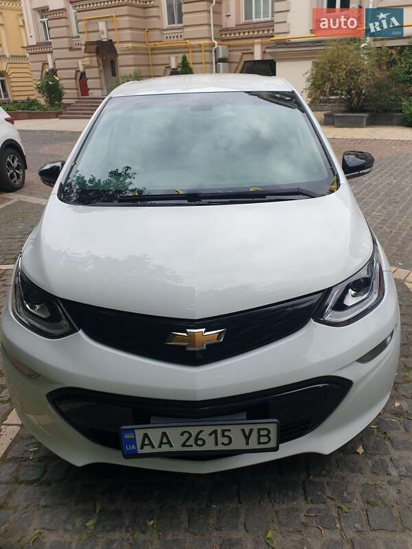 Хетчбек Chevrolet Bolt EV 2018 в Києві