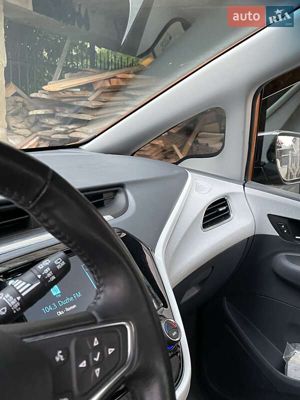 Хэтчбек Chevrolet Bolt EV 2017 в Львове фото 22 Хэтчбек Chevrolet Bolt EV 2017 в Львове