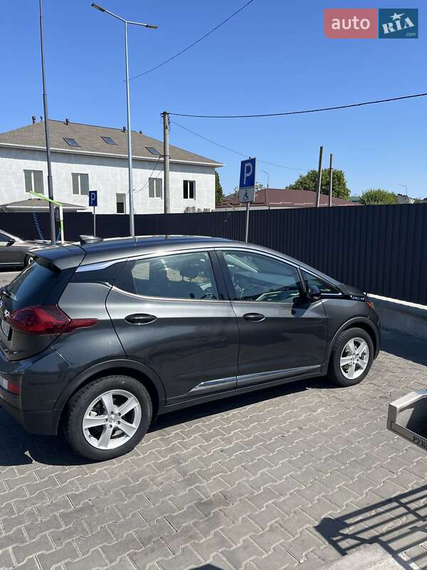 Хэтчбек Chevrolet Bolt EV 2017 в Киеве